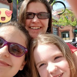 Meet your Posher, Kiri